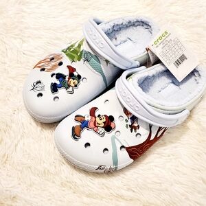 Disney Cozy Lined Crocs 10 Winter